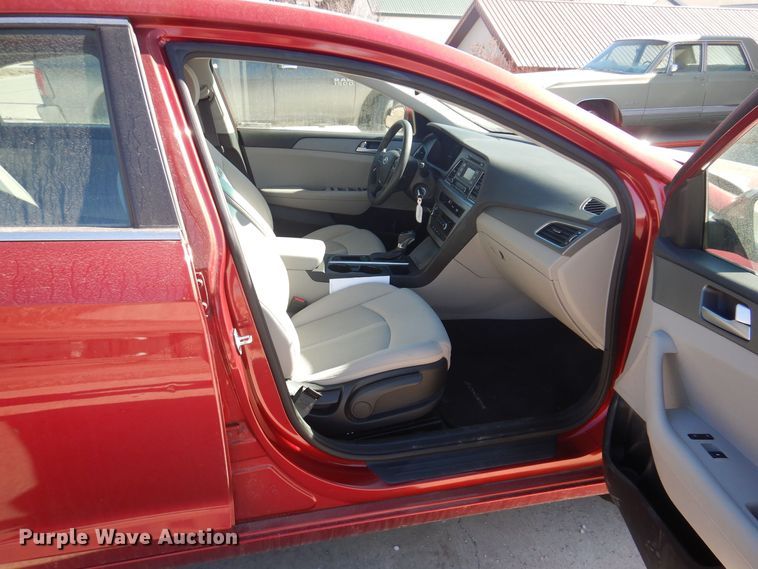 image for item IO9370 2015 Hyundai Sonata