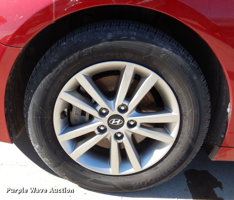 image for item IO9370 2015 Hyundai Sonata