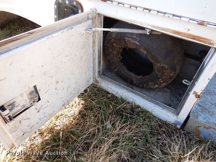 image for item IO9371 Knapheide  utility bed