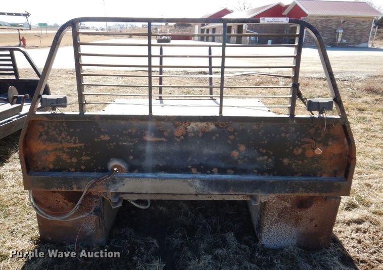 image for item IO9372 Flatbed