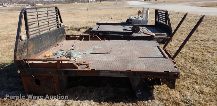 image for item IO9372 Flatbed