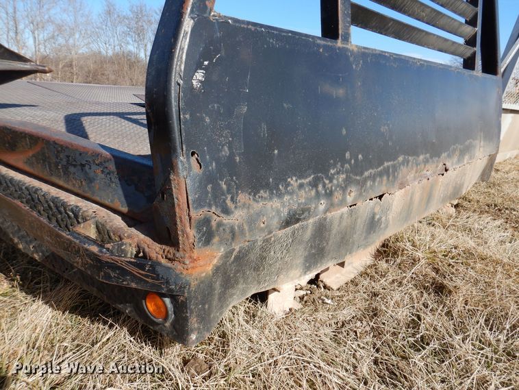 image for item IO9373 Flatbed