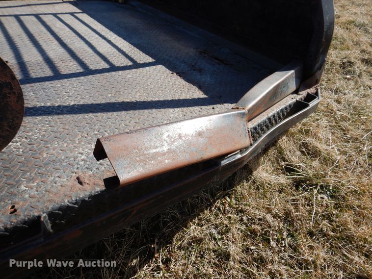 image for item IO9373 Flatbed