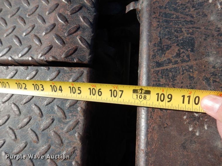 image for item IO9373 Flatbed