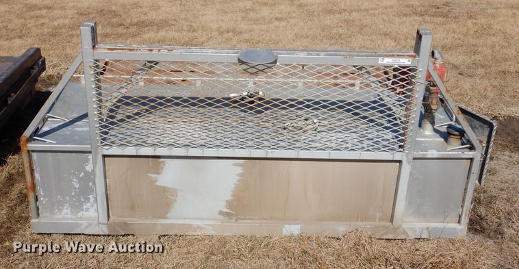 image for item IO9374 Flatbed