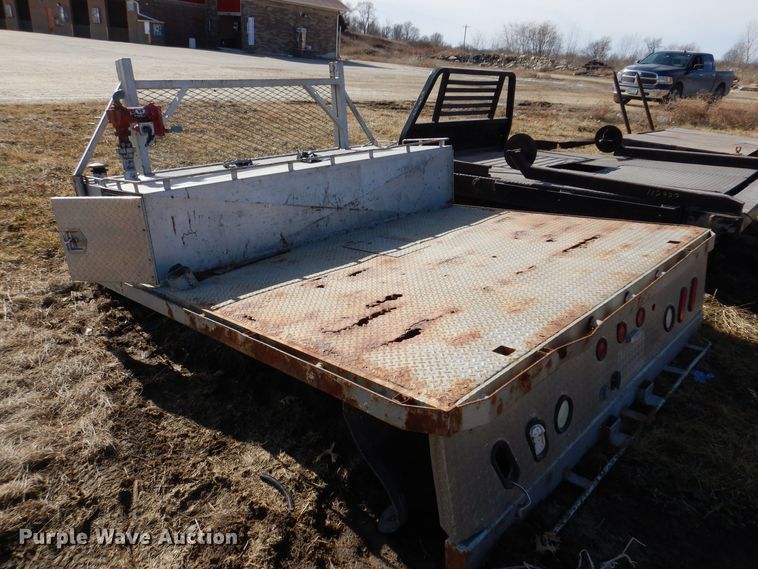 image for item IO9374 Flatbed