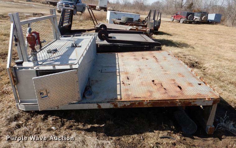 image for item IO9374 Flatbed