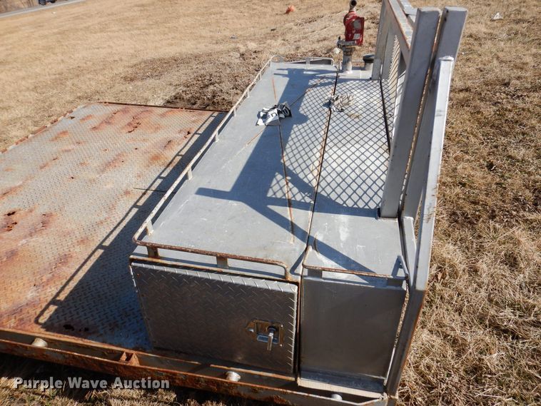 image for item IO9374 Flatbed