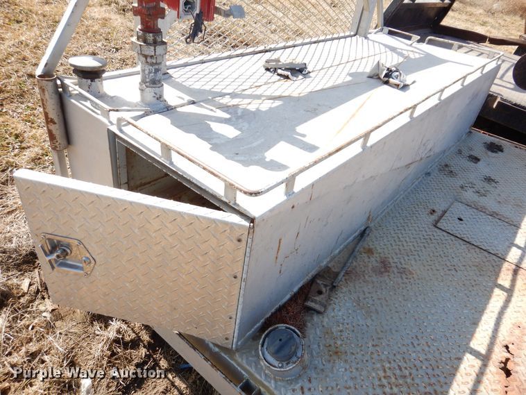 image for item IO9374 Flatbed