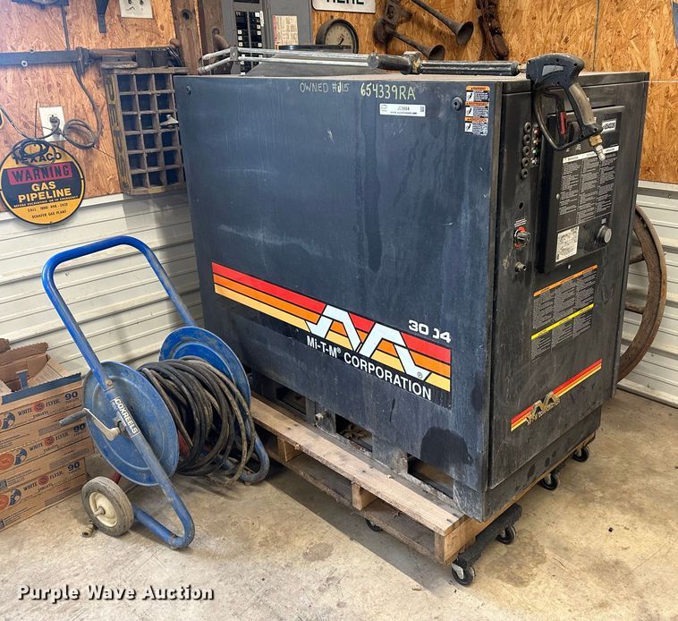 image for item JC9964 Mi-T-M Corporation HG-3004-1230  pressure washer