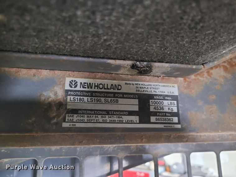 image for item JG9462 2000 New Holland LS180  skid steer loader