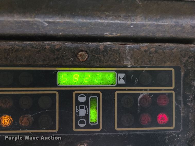 image for item JG9462 2000 New Holland LS180  skid steer loader