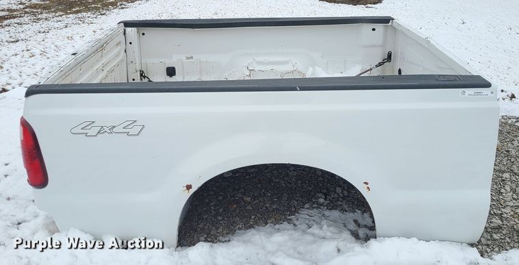 image for item JG9463 Ford  pickup bed