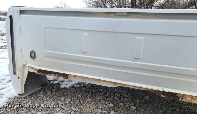 image for item JG9463 Ford  pickup bed