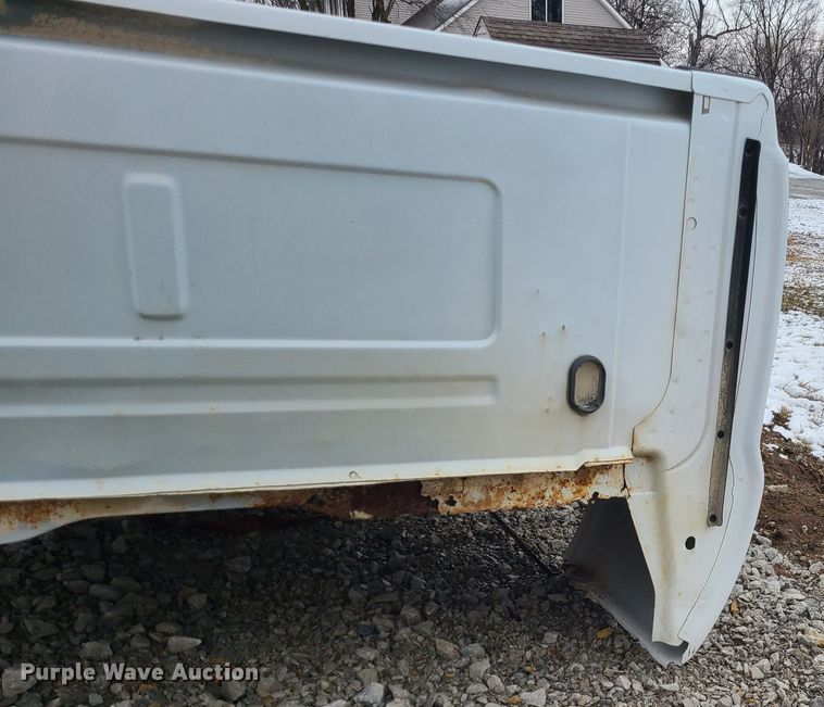 image for item JG9463 Ford  pickup bed