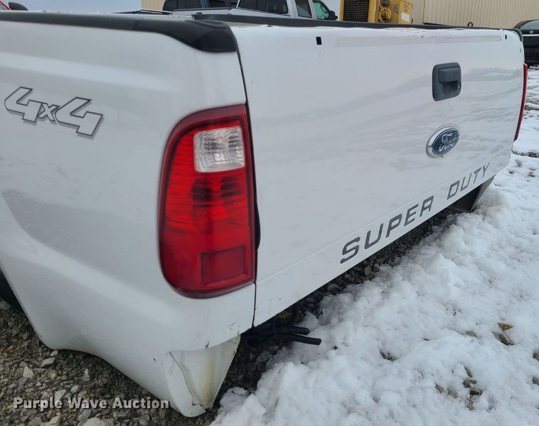 image for item JG9463 Ford  pickup bed