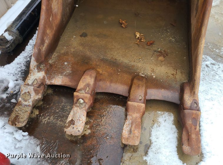 image for item JG9469 Volvo  excavator bucket