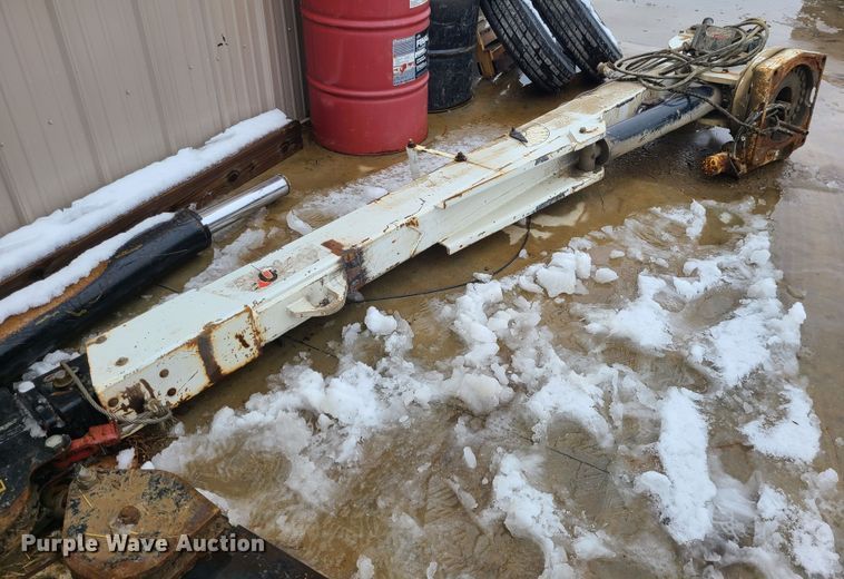 image for item JG9470 IMT 5070  truck bed crane