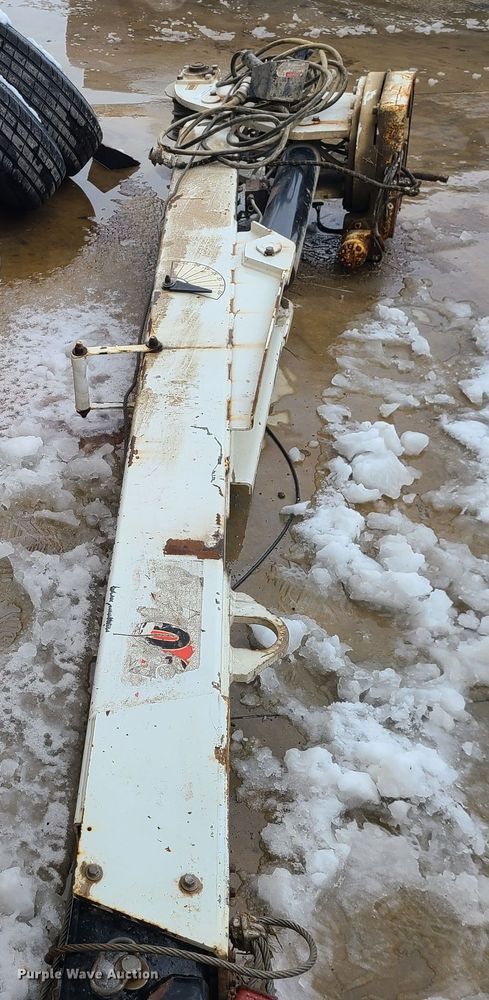 image for item JG9470 IMT 5070  truck bed crane