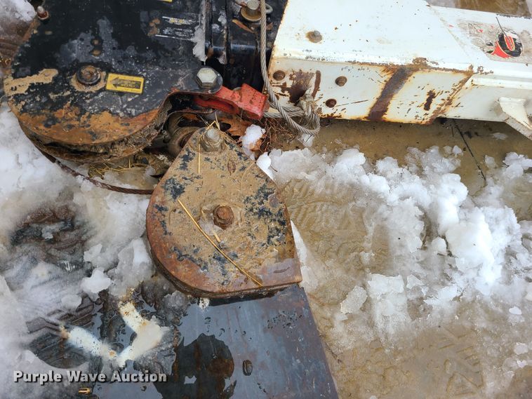 image for item JG9470 IMT 5070  truck bed crane