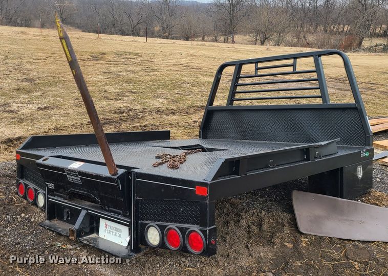 image for item JG9471 Butler Beds  hydraulic bale bed