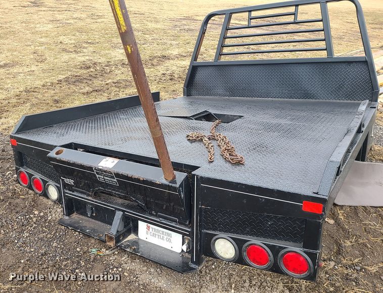 image for item JG9471 Butler Beds  hydraulic bale bed