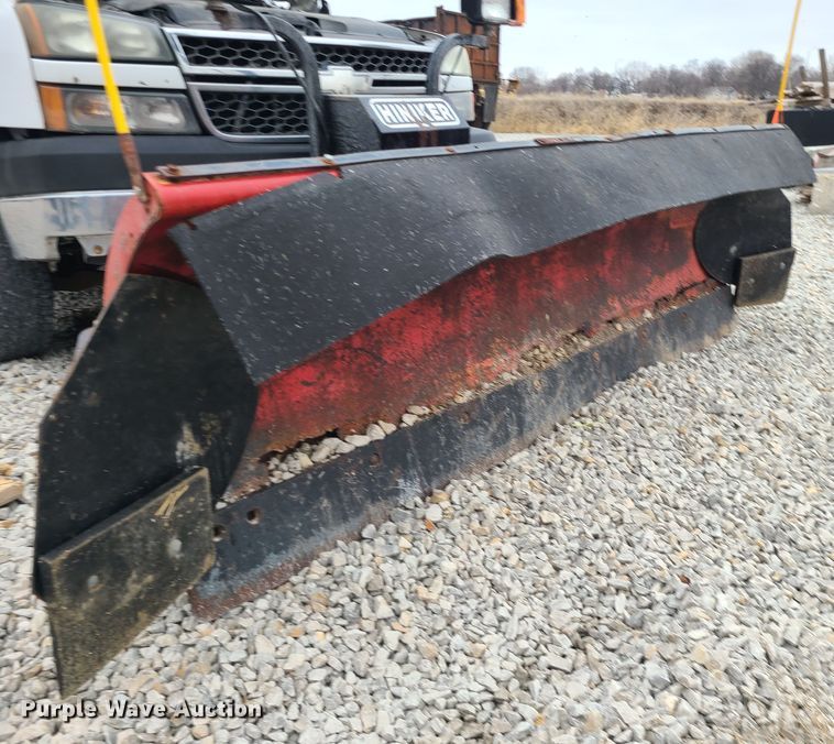 image for item JG9472 2005 Chevrolet Silverado 3500  dump bed pickup truck