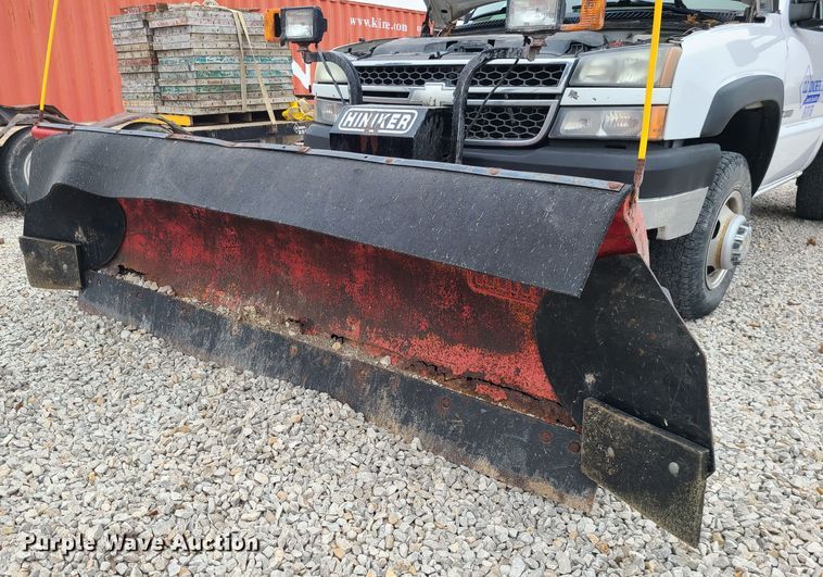 image for item JG9472 2005 Chevrolet Silverado 3500  dump bed pickup truck