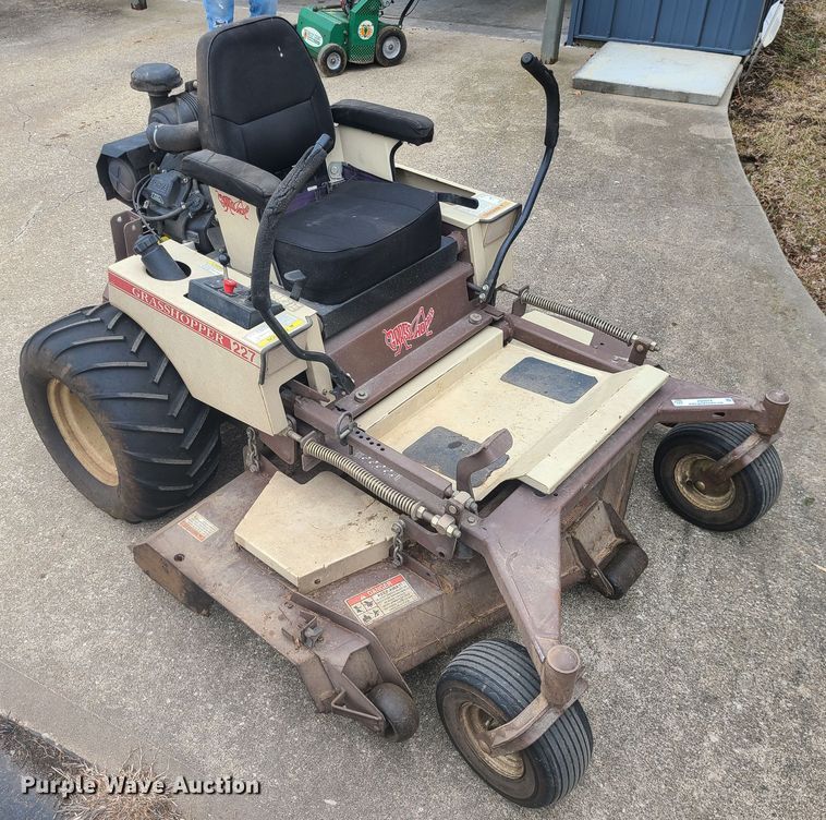 image for item JG9474 Grasshopper 227  ZTR lawn mower