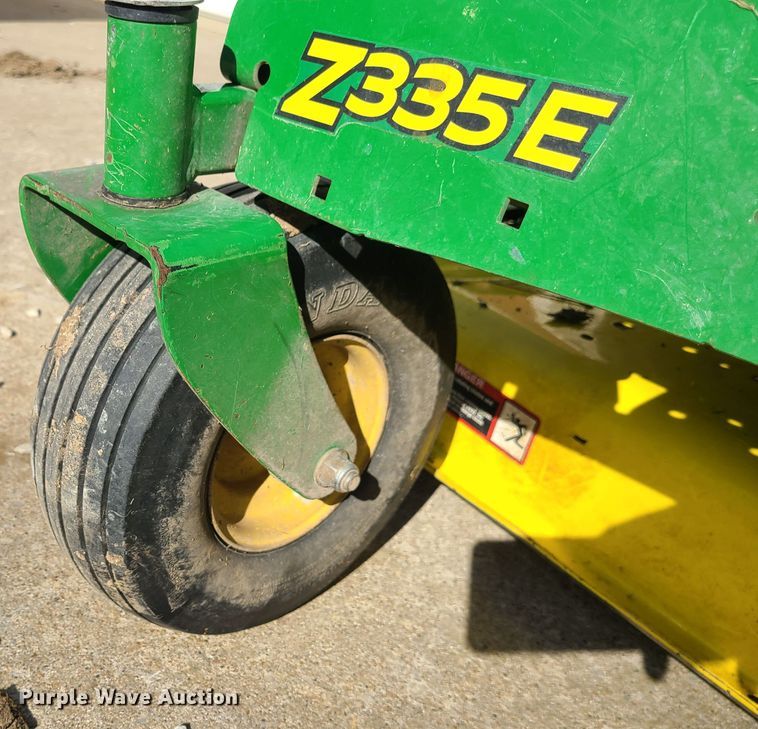 image for item JG9482 John Deere Z335E  ZTR lawn mower