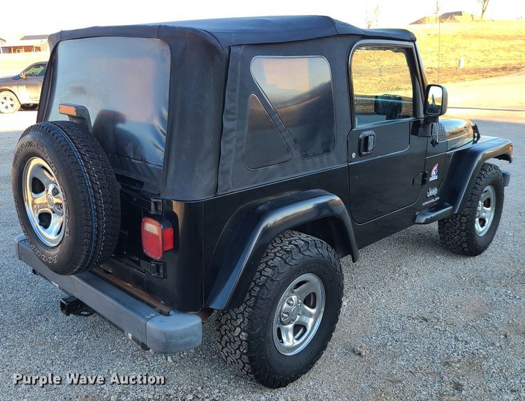 image for item JG9498 2003 Jeep Wrangler  SUV