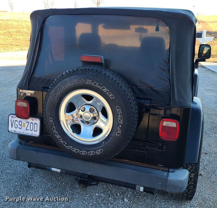 image for item JG9498 2003 Jeep Wrangler  SUV