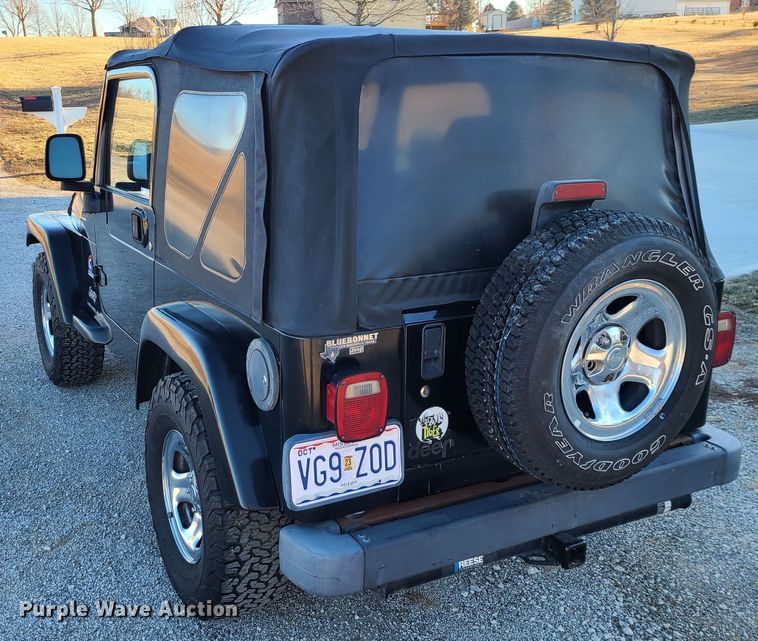 image for item JG9498 2003 Jeep Wrangler  SUV