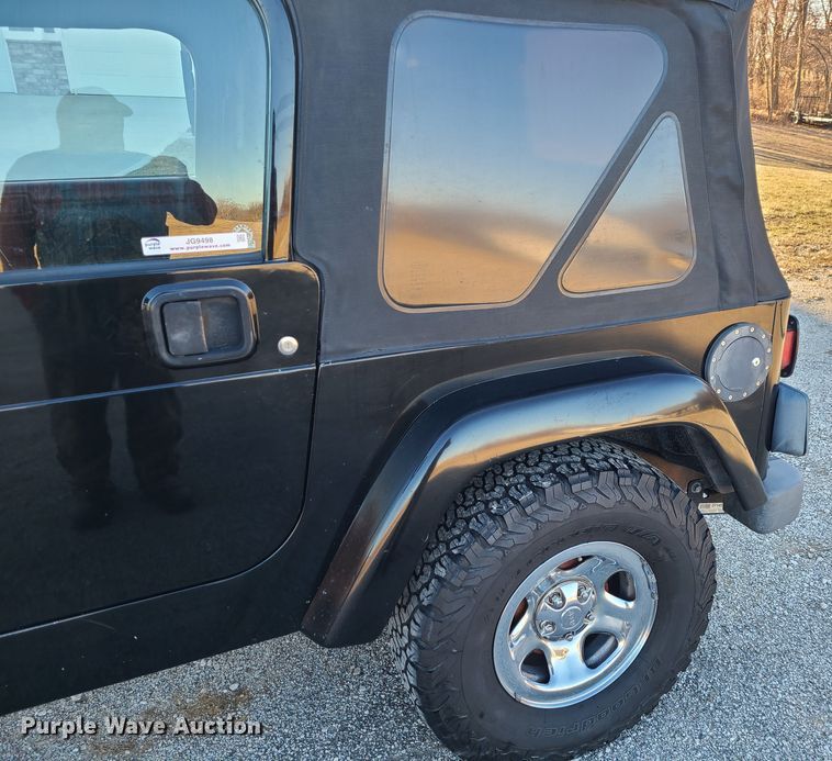 image for item JG9498 2003 Jeep Wrangler  SUV