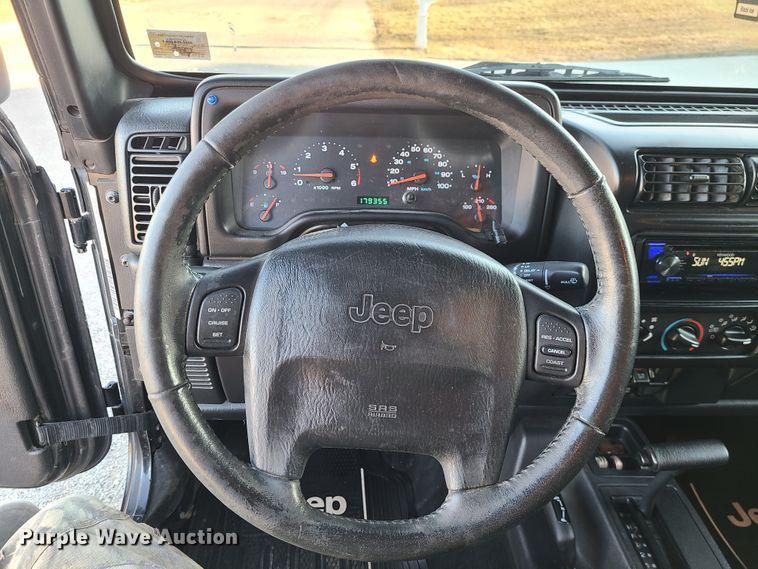 image for item JG9498 2003 Jeep Wrangler  SUV