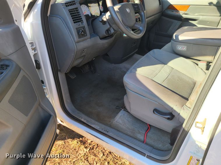 image for item JG9503 2006 Dodge Ram 1500  Quad Cab pickup truck