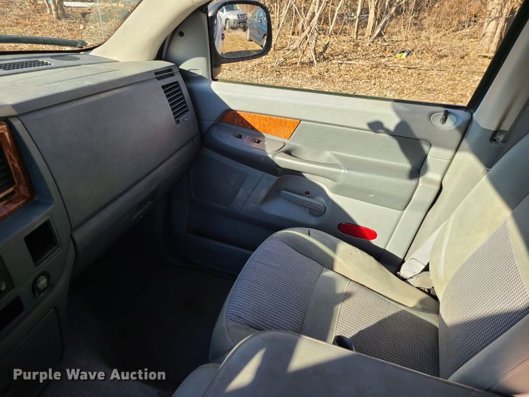 image for item JG9503 2006 Dodge Ram 1500  Quad Cab pickup truck