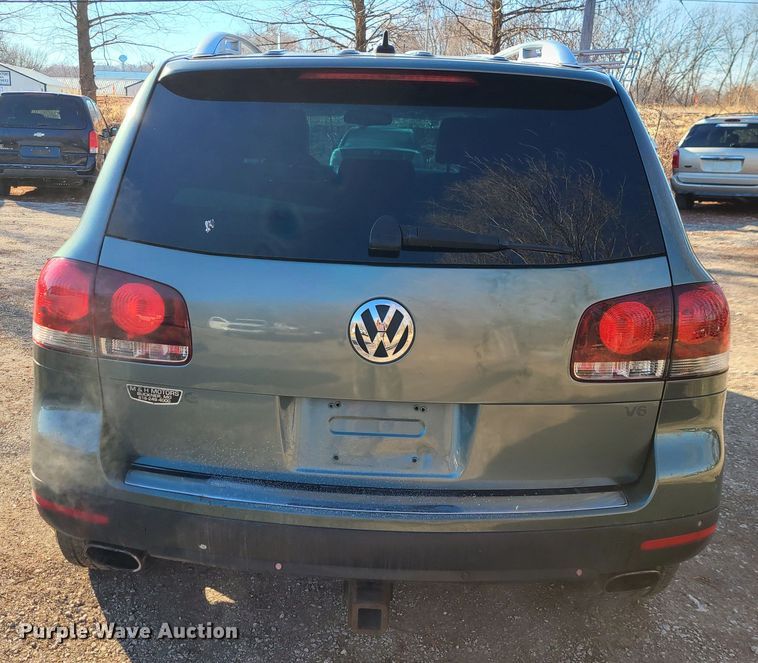 image for item JG9504 2008 Volkswagen Touareg  SUV