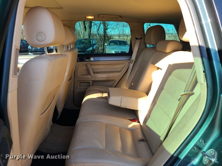 image for item JG9504 2008 Volkswagen Touareg  SUV