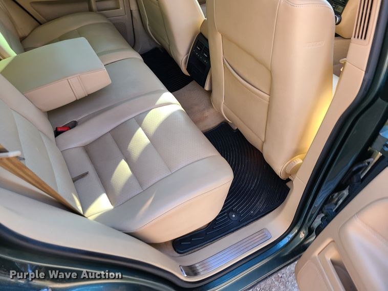 image for item JG9504 2008 Volkswagen Touareg  SUV