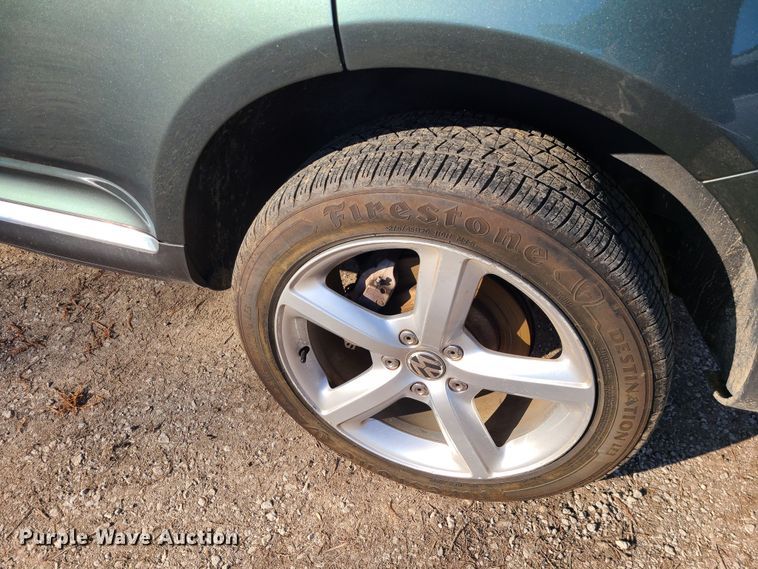 image for item JG9504 2008 Volkswagen Touareg  SUV