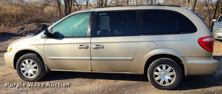 image for item JG9506 2006 Chrysler Town & Country Touring  van
