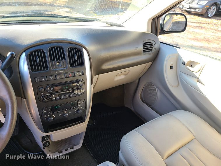 image for item JG9506 2006 Chrysler Town & Country Touring  van