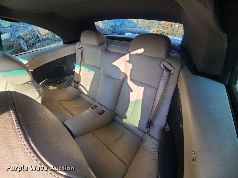 image for item JG9510 2004 BMW 645Ci  convertible