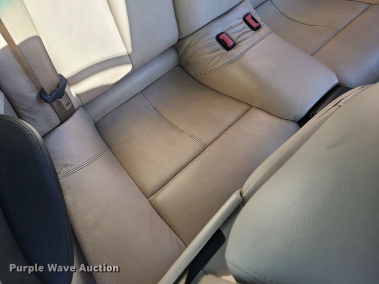 image for item JG9510 2004 BMW 645Ci  convertible