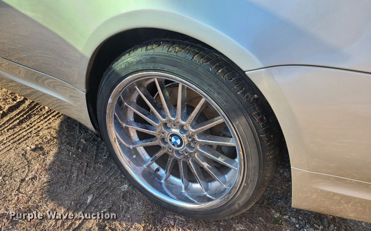 image for item JG9510 2004 BMW 645Ci  convertible