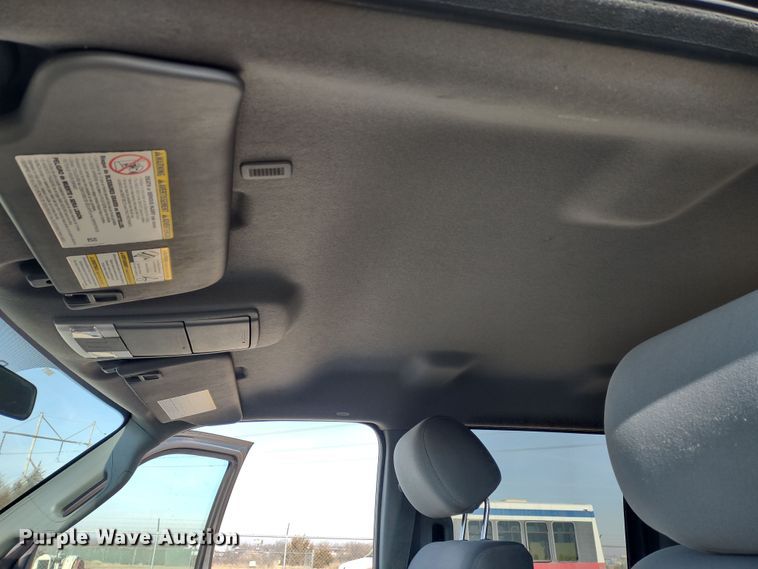 image for item JK9199 2015 Ford F450 Super Duty XLT  Crew Cab truck cab and chassis