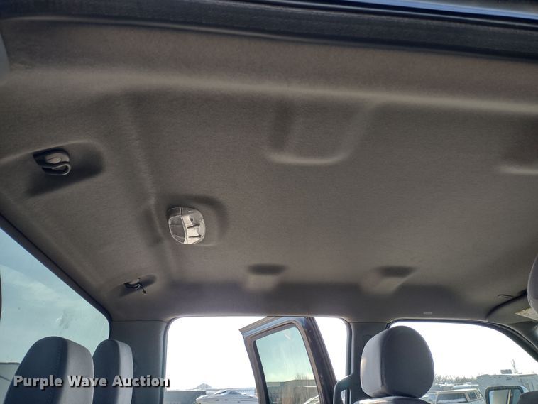 image for item JK9199 2015 Ford F450 Super Duty XLT  Crew Cab truck cab and chassis