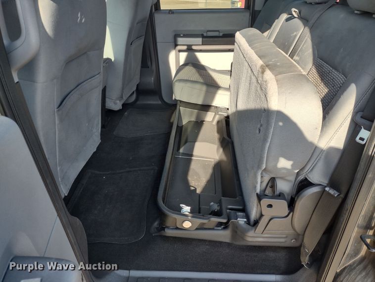 image for item JK9199 2015 Ford F450 Super Duty XLT  Crew Cab truck cab and chassis