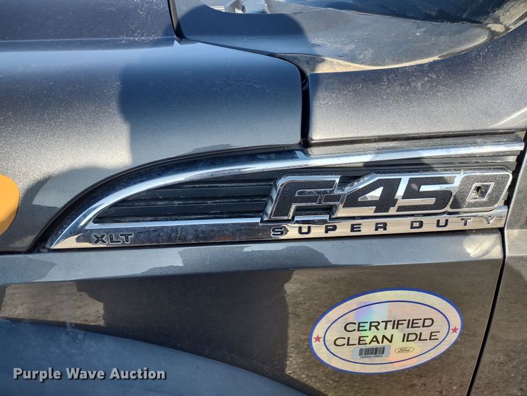 image for item JK9199 2015 Ford F450 Super Duty XLT  Crew Cab truck cab and chassis